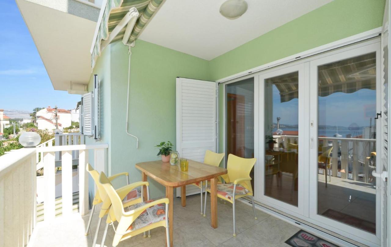 Apartments Santo Trogir - Okrug Gornji Екстериор снимка