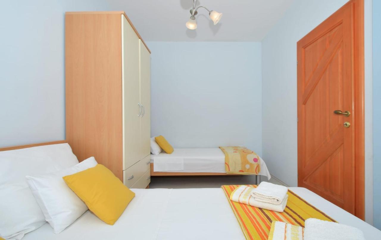 Apartments Santo Trogir - Okrug Gornji Екстериор снимка