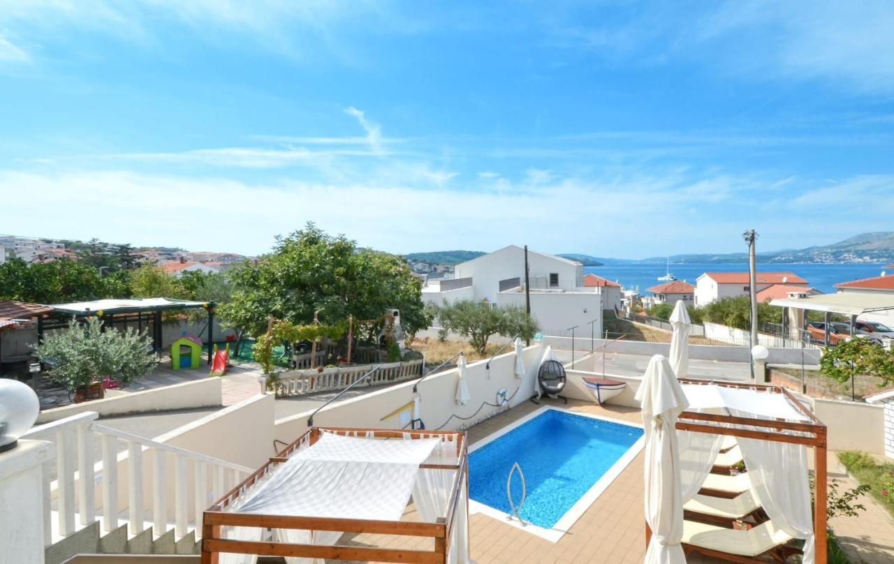 Apartments Santo Trogir - Okrug Gornji Екстериор снимка