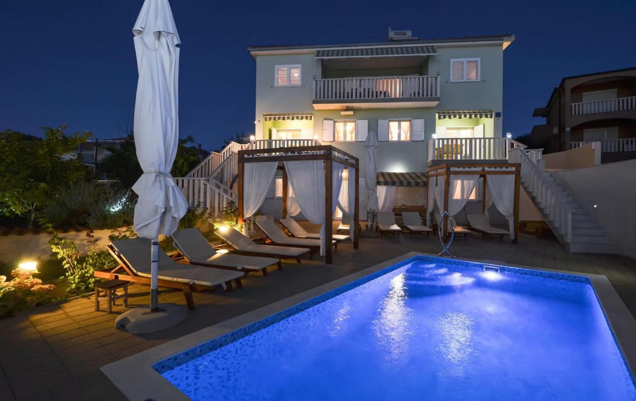 Apartments Santo Trogir - Okrug Gornji Екстериор снимка