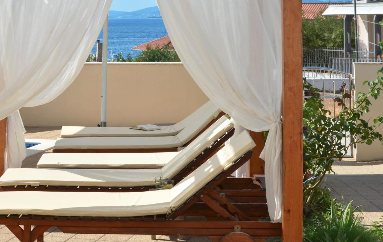Apartments Santo Trogir - Okrug Gornji Екстериор снимка