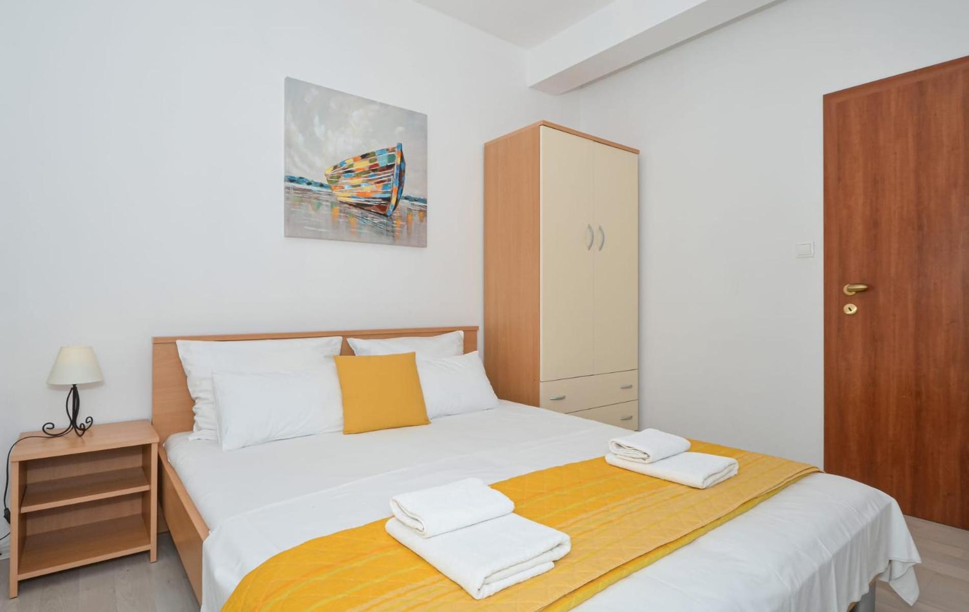 Apartments Santo Trogir - Okrug Gornji Екстериор снимка