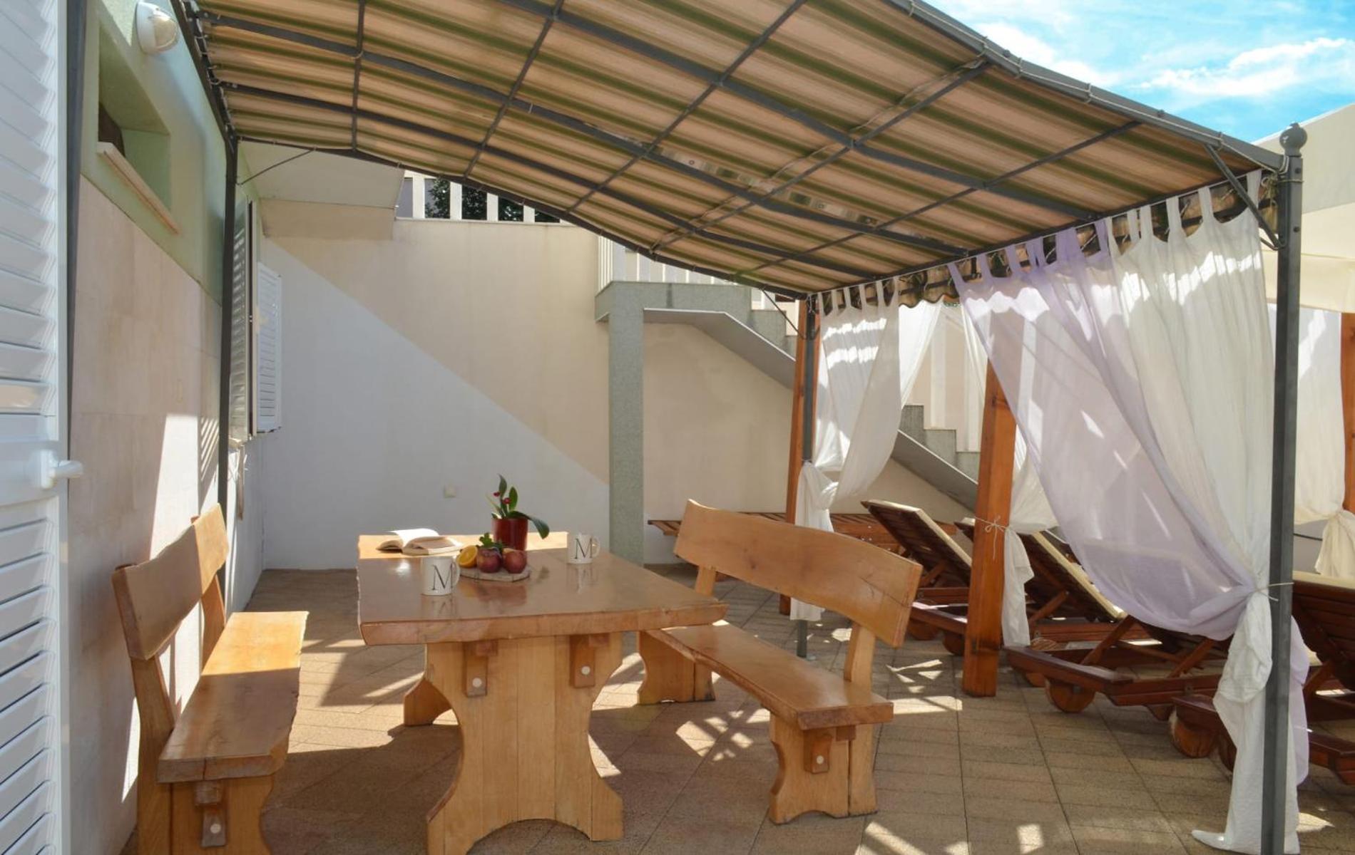 Apartments Santo Trogir - Okrug Gornji Екстериор снимка