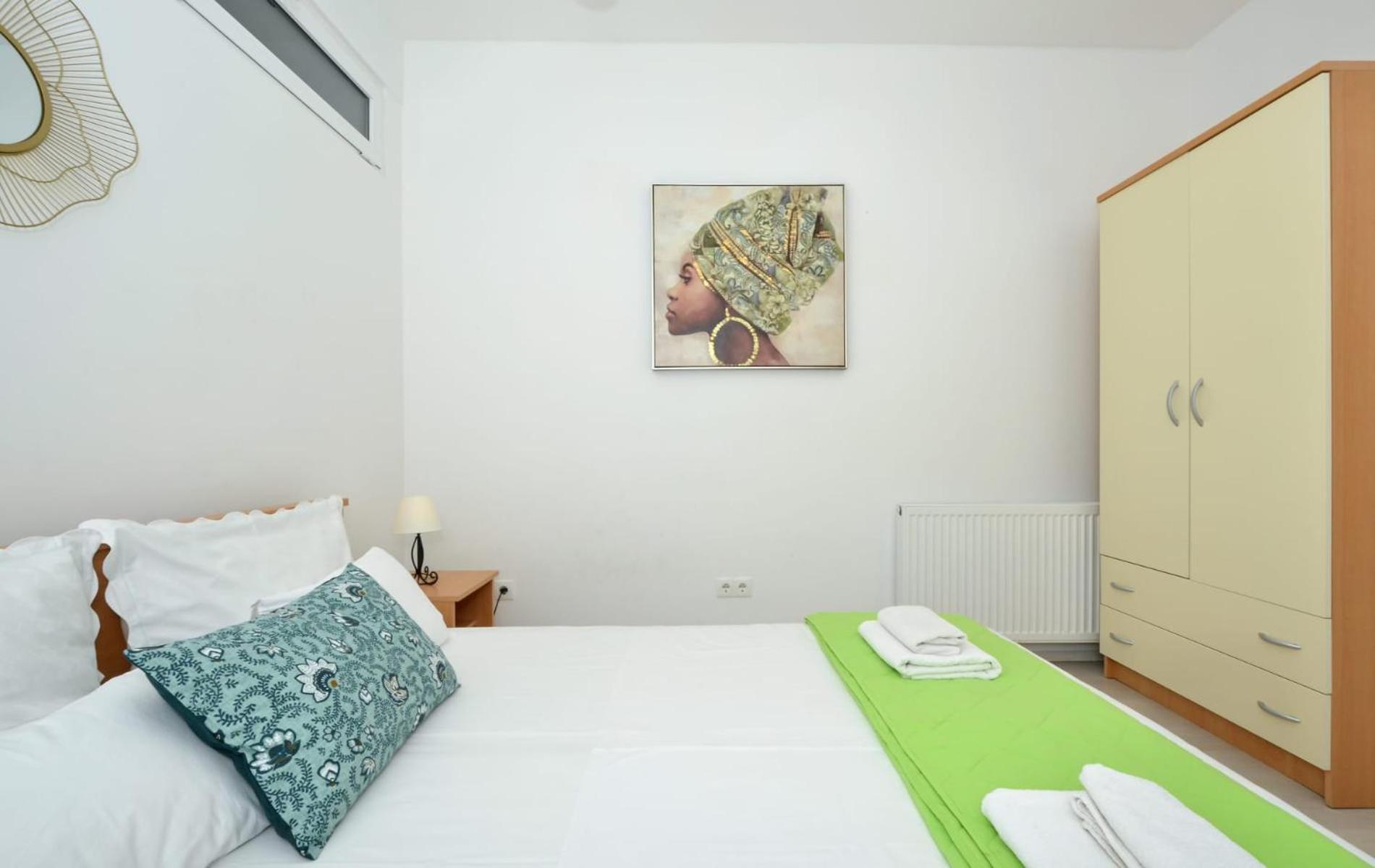 Apartments Santo Trogir - Okrug Gornji Екстериор снимка