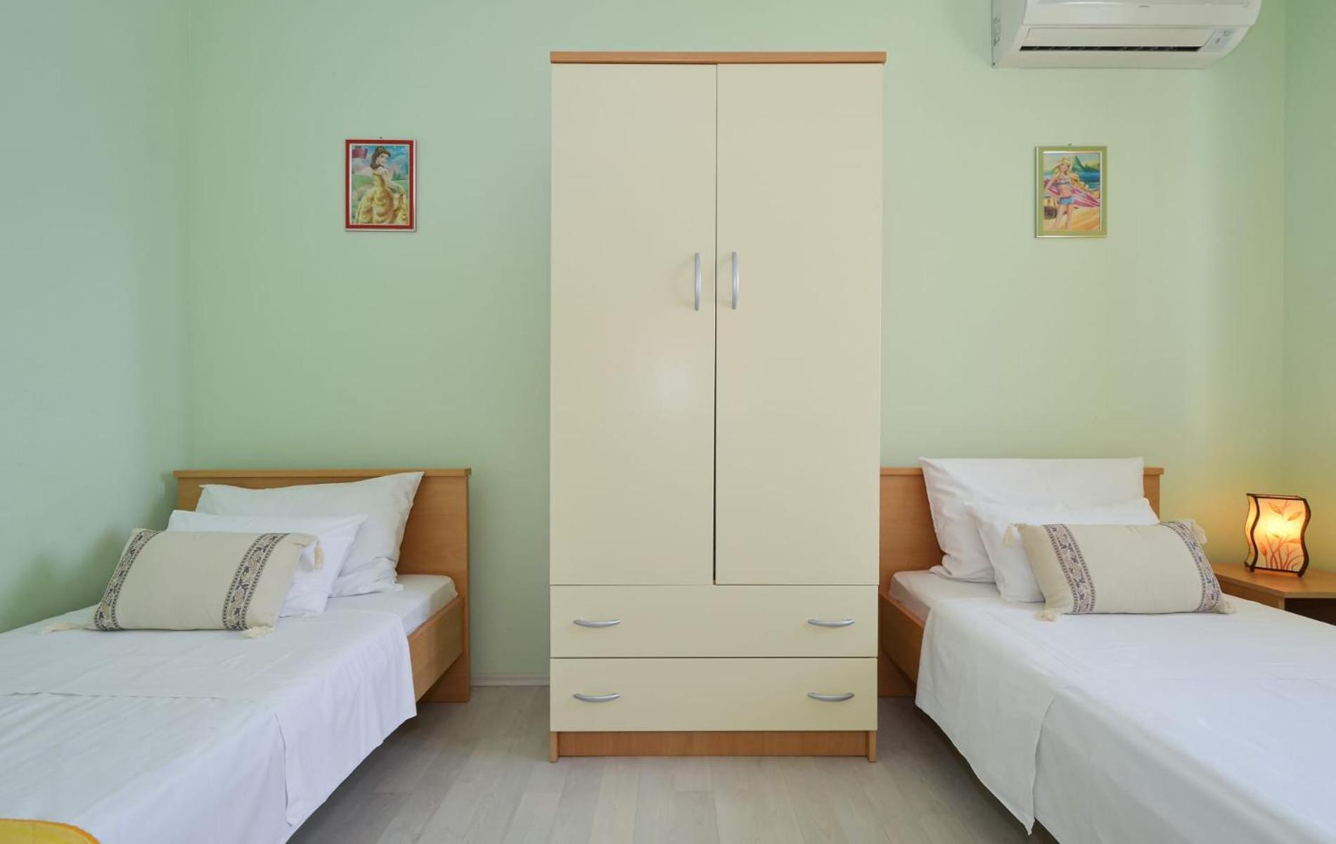 Apartments Santo Trogir - Okrug Gornji Екстериор снимка