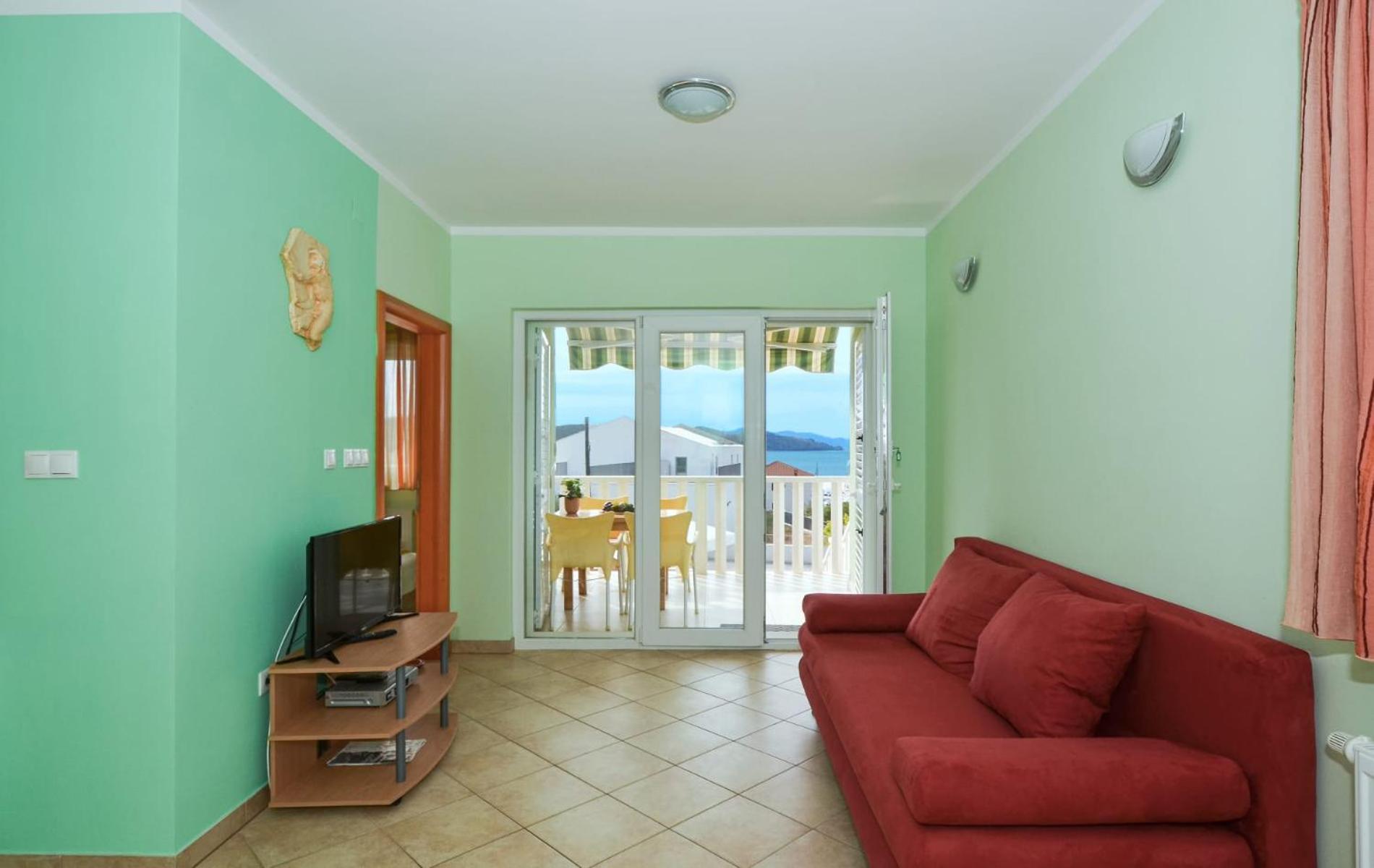 Apartments Santo Trogir - Okrug Gornji Екстериор снимка