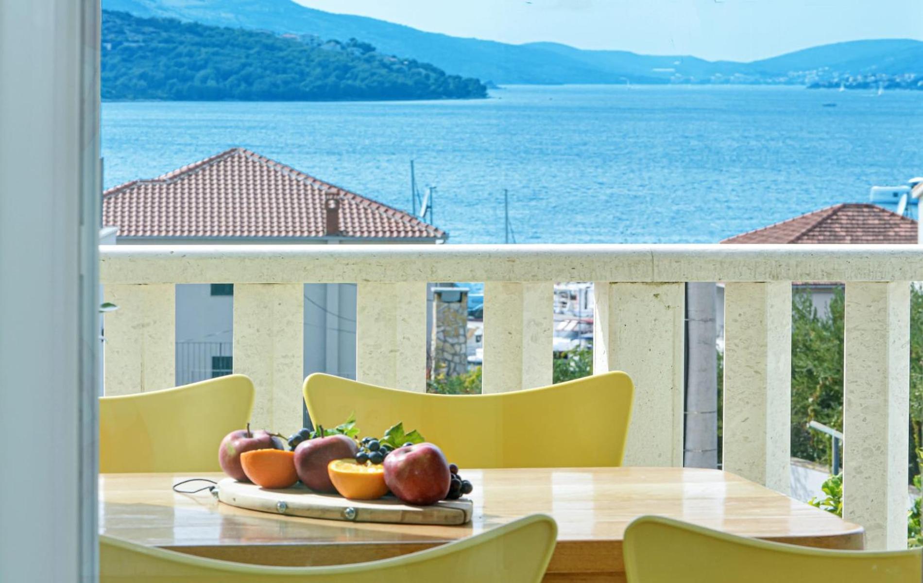 Apartments Santo Trogir - Okrug Gornji Екстериор снимка